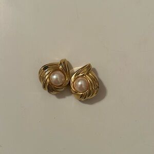 Clip on earrings